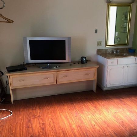 Kelseyville Motel Экстерьер фото