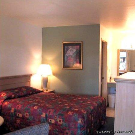 Kelseyville Motel Номер фото