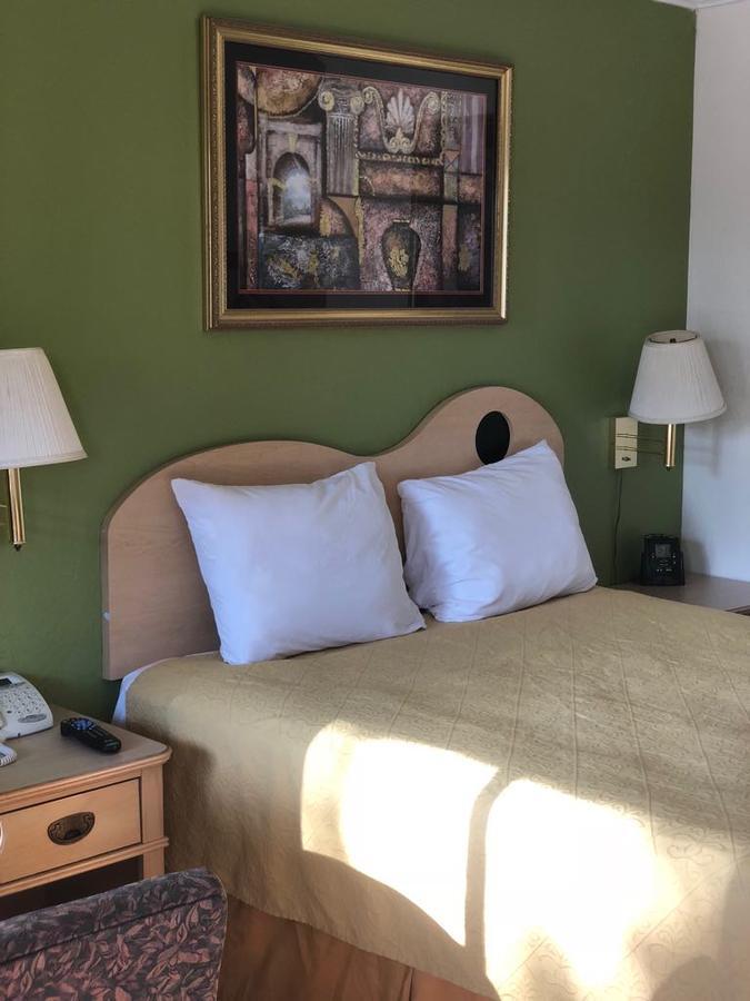 Kelseyville Motel Экстерьер фото